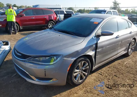 2015 Chrysler 200 Limited z USA, uszkodzony, nr VIN 1C3CCCAB7FN598366